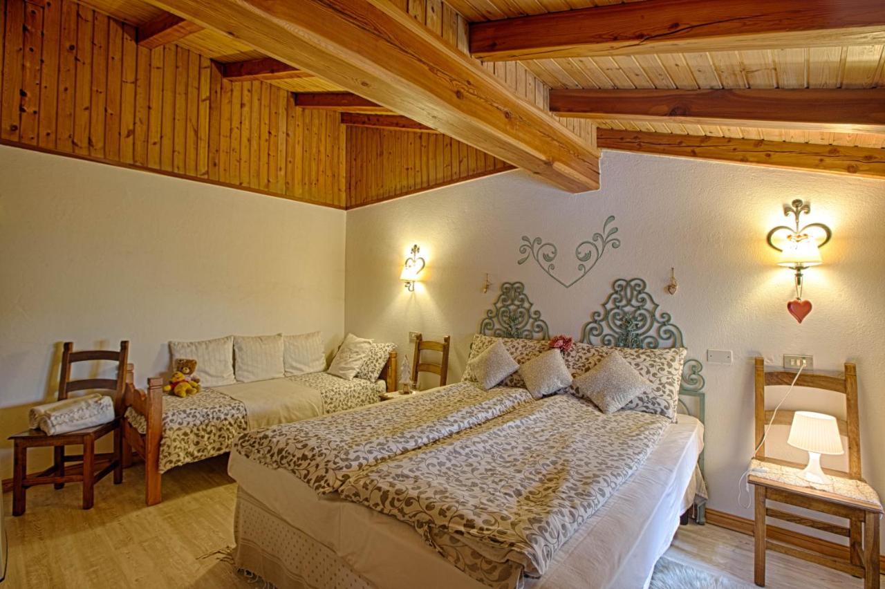Le Coeur Du Pont Hotel Donnaz Екстериор снимка